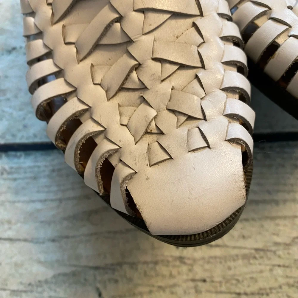 Romano white leather slip on hurarache sandals. 8 - Picture 5 of 14